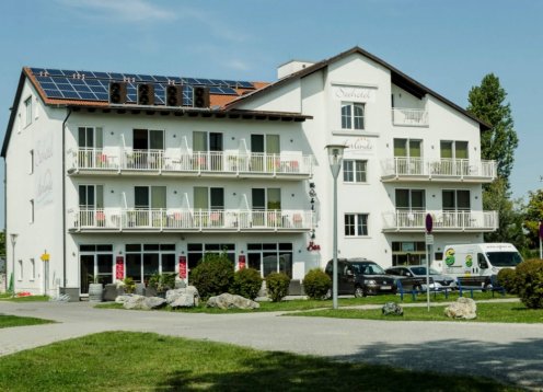 Seehotel Herlinde direkt am Ufer des Neusiedlersees in Podersdorf