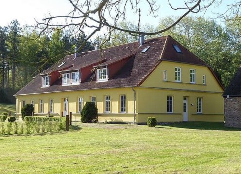 Gut Rattelvitz auf Rügen Barrierefreie Ferienwohnung Parterre West