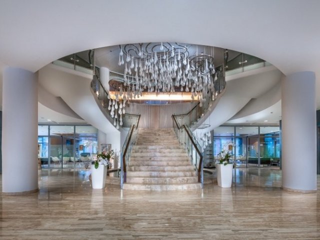 Hotel Thermana Park Laško Superior in Slowenien am Fluss Savinja