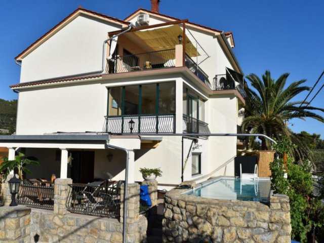 DeltaS Appartmani Studios barrierefrei Kroatien Insel Rab mit Pool