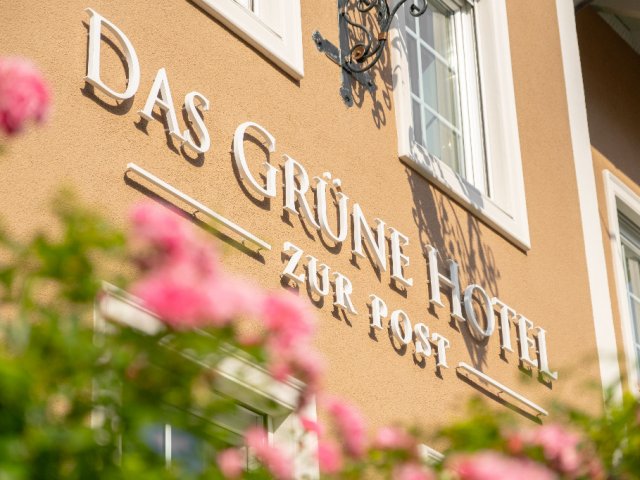 Das Grüne Hotel zur Post - 100 % BIO