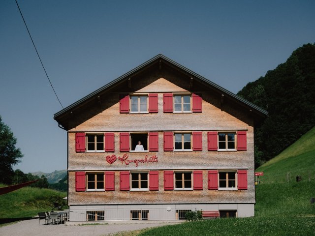Knusperhütte im Bregenzerwald barrierefrei in den Vorarlberger Bergen